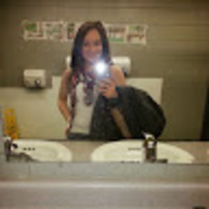 Meet your Posher, Bobbi